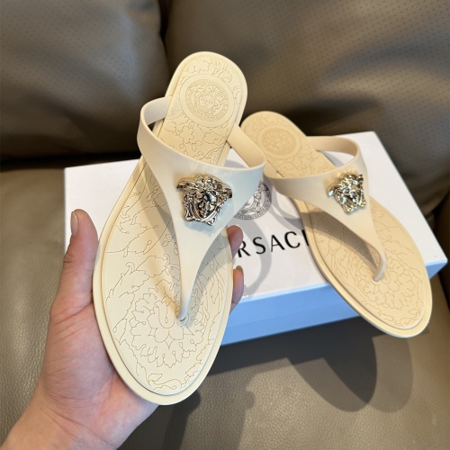 Cheap Versace Slippers For Women #1216271 Replica Wholesale [$45.00 USD] [ITEM#1216271] on Replica Versace Slippers