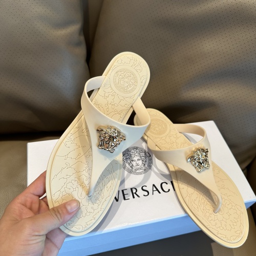 Cheap Versace Slippers For Women #1216271 Replica Wholesale [$45.00 USD] [ITEM#1216271] on Replica Versace Slippers