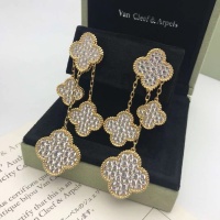Cheap Van Cleef &amp; Arpels Earrings For Women #1204686 Replica Wholesale [$39.00 USD] [ITEM#1204686] on Replica Van Cleef &amp; Arpels Earrings
