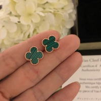 Cheap Van Cleef &amp; Arpels Earrings For Women #1205156 Replica Wholesale [$27.00 USD] [ITEM#1205156] on Replica Van Cleef &amp; Arpels Earrings