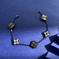 Cheap Van Cleef &amp; Arpels Bracelets #1206070 Replica Wholesale [$36.00 USD] [ITEM#1206070] on Replica Van Cleef &amp; Arpels Bracelets
