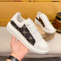 Cheap Versace Casual Shoes For Men #1208265 Replica Wholesale [$76.00 USD] [ITEM#1208265] on Replica Versace Casual Shoes