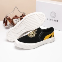 Cheap Versace Casual Shoes For Men #1209685 Replica Wholesale [$68.00 USD] [ITEM#1209685] on Replica Versace Casual Shoes