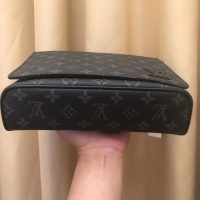 Cheap Louis Vuitton AAA Man Messenger Bags #1209738 Replica Wholesale [$102.00 USD] [ITEM#1209738] on Replica Louis Vuitton AAA Man Messenger Bags