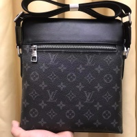 Cheap Louis Vuitton AAA Man Messenger Bags #1209758 Replica Wholesale [$88.00 USD] [ITEM#1209758] on Replica Louis Vuitton AAA Man Messenger Bags