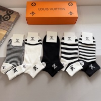 Cheap Louis Vuitton LV Socks #1212758 Replica Wholesale [$27.00 USD] [ITEM#1212758] on Replica Louis Vuitton LV Socks