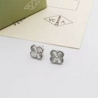 Cheap Van Cleef &amp; Arpels Earrings For Women #1213927 Replica Wholesale [$25.00 USD] [ITEM#1213927] on Replica Van Cleef &amp; Arpels Earrings