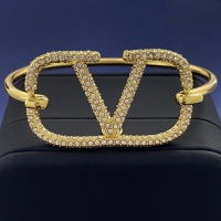 Cheap Valentino Bracelets #1214934 Replica Wholesale [$32.00 USD] [ITEM#1214934] on Replica Valentino Bracelets