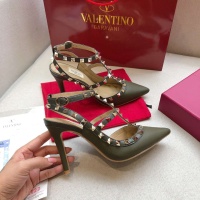 Cheap Valentino Sandal For Women #1216411 Replica Wholesale [$92.00 USD] [ITEM#1216411] on Replica Valentino Sandal