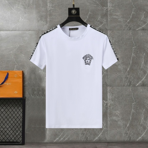 Cheap Versace Tracksuits Short Sleeved For Men #1217881 Replica Wholesale [$56.00 USD] [ITEM#1217881] on Replica Versace Tracksuits