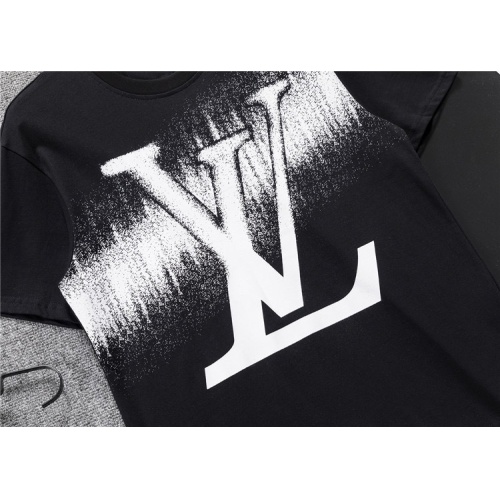 Cheap Louis Vuitton LV Tracksuits Short Sleeved For Men #1218899 Replica Wholesale [$48.00 USD] [ITEM#1218899] on Replica Louis Vuitton LV Tracksuits