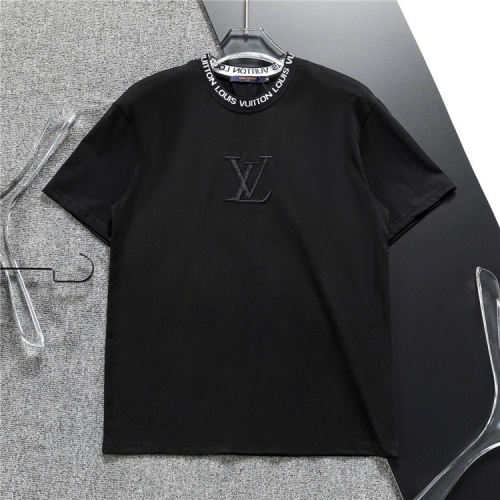 Cheap Louis Vuitton LV Tracksuits Short Sleeved For Men #1218901 Replica Wholesale [$48.00 USD] [ITEM#1218901] on Replica Louis Vuitton LV Tracksuits