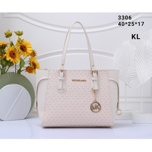 Cheap Michael Kors Handbags For Women #1219164 Replica Wholesale [$34.00 USD] [ITEM#1219164] on Replica Michael Kors Handbags