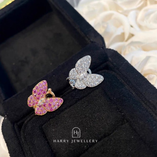 Cheap Van Cleef &amp; Arpels Earrings For Women #1219366 Replica Wholesale [$36.00 USD] [ITEM#1219366] on Replica Van Cleef &amp; Arpels Earrings