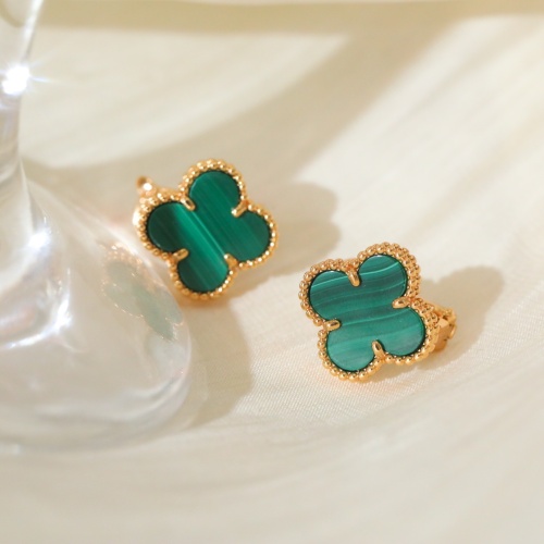 Cheap Van Cleef &amp; Arpels Earrings For Women #1219387 Replica Wholesale [$56.00 USD] [ITEM#1219387] on Replica Van Cleef &amp; Arpels Earrings