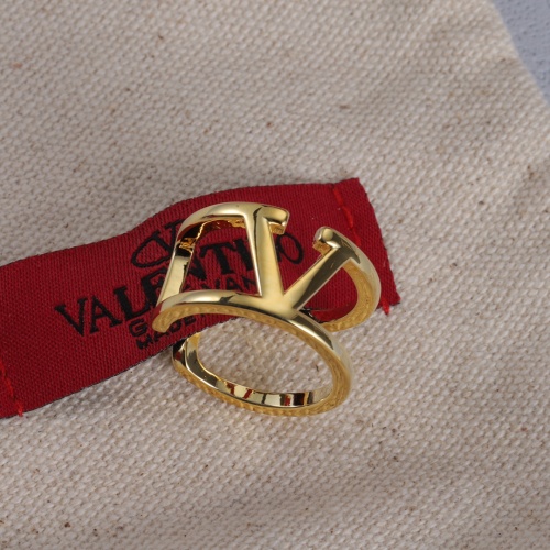 Cheap Valentino Rings #1219474 Replica Wholesale [$25.00 USD] [ITEM#1219474] on Replica Valentino Rings