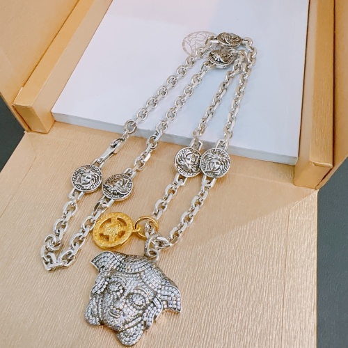 Cheap Versace Necklaces #1219493 Replica Wholesale [$64.00 USD] [ITEM#1219493] on Replica Versace Necklaces