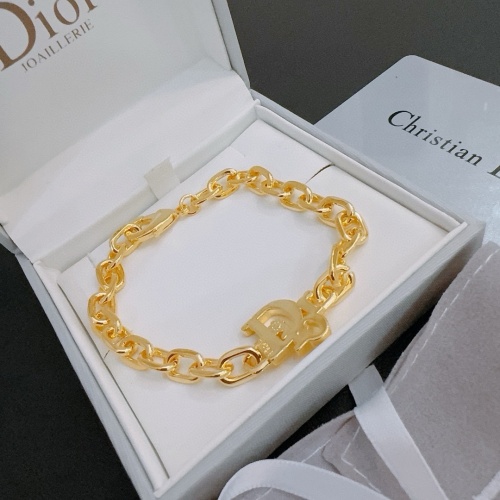 Cheap Christian Dior Bracelets #1219577 Replica Wholesale [$42.00 USD] [ITEM#1219577] on Replica Christian Dior Bracelets