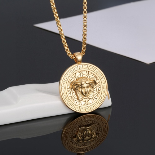 Cheap Versace Necklaces #1219772 Replica Wholesale [$29.00 USD] [ITEM#1219772] on Replica Versace Necklaces