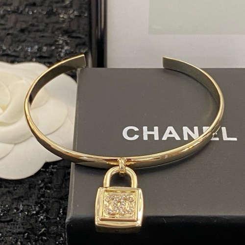 Cheap Chanel Bracelets #1219786 Replica Wholesale [$34.00 USD] [ITEM#1219786] on Replica Chanel Bracelets