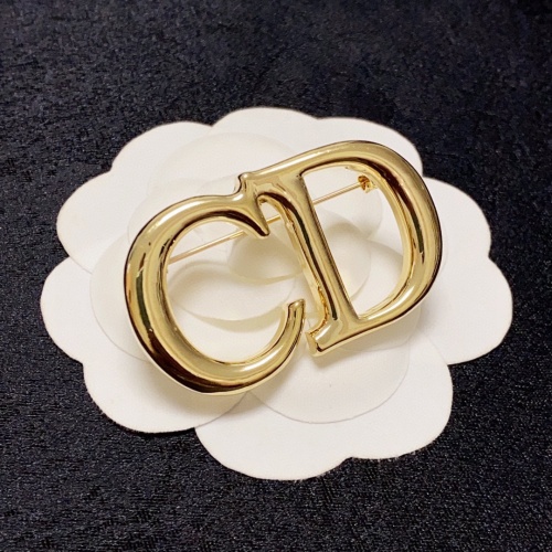 Cheap Christian Dior Brooches For Women #1219927 Replica Wholesale [$27.00 USD] [ITEM#1219927] on Replica Christian Dior Brooches