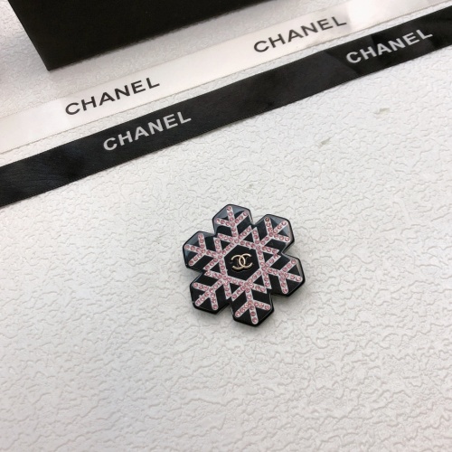 Cheap Chanel Brooches For Women #1219935 Replica Wholesale [$32.00 USD] [ITEM#1219935] on Replica Chanel Brooches