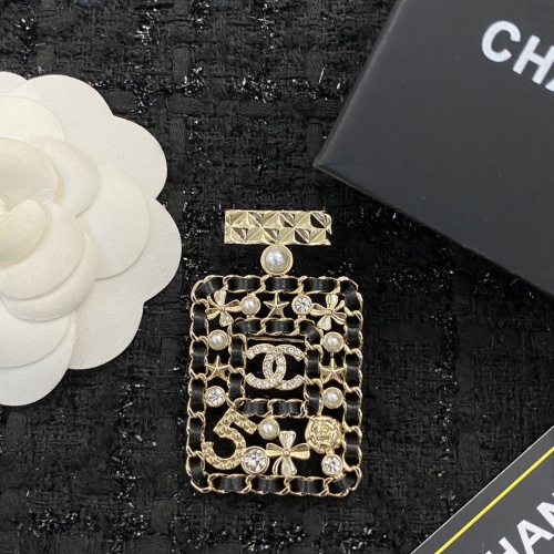 Cheap Chanel Brooches For Women #1219954 Replica Wholesale [$38.00 USD] [ITEM#1219954] on Replica Chanel Brooches