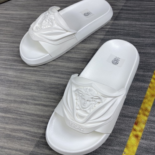 Cheap Versace Slippers For Men #1220293 Replica Wholesale [$45.00 USD] [ITEM#1220293] on Replica Versace Slippers