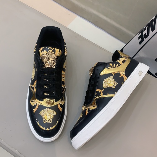 Cheap Versace Casual Shoes For Men #1220434 Replica Wholesale [$72.00 USD] [ITEM#1220434] on Replica Versace Casual Shoes