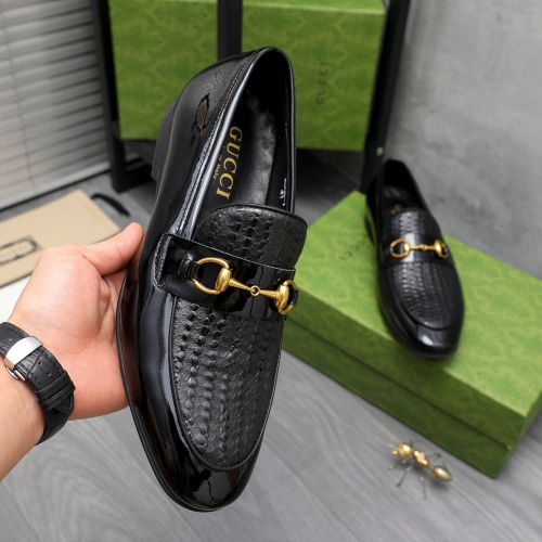 Cheap Gucci Oxfords Shoes For Men #1221153 Replica Wholesale [$80.00 USD] [ITEM#1221153] on Replica Gucci Oxfords Shoes