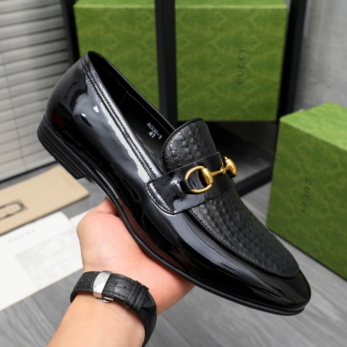 Cheap Gucci Oxfords Shoes For Men #1221153 Replica Wholesale [$80.00 USD] [ITEM#1221153] on Replica Gucci Oxfords Shoes