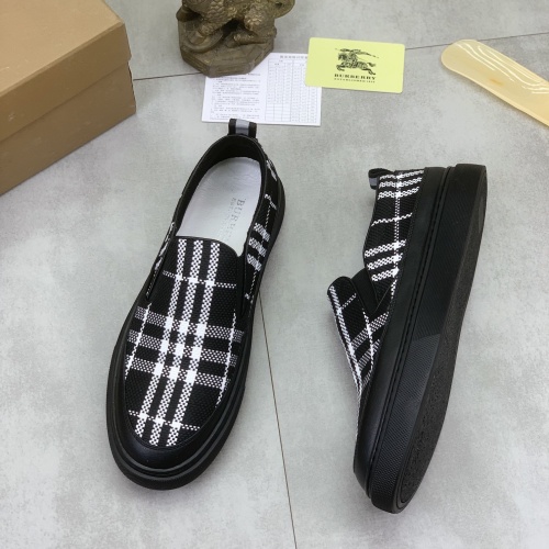 Cheap Burberry Casual Shoes For Men #1221235 Replica Wholesale [$72.00 USD] [ITEM#1221235] on Replica Burberry Casual Shoes