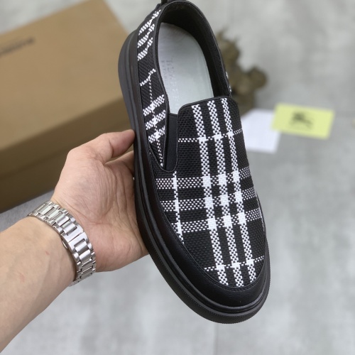 Cheap Burberry Casual Shoes For Men #1221235 Replica Wholesale [$72.00 USD] [ITEM#1221235] on Replica Burberry Casual Shoes