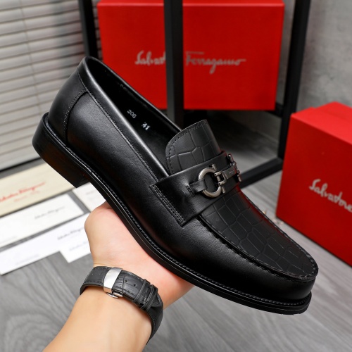 Cheap Salvatore Ferragamo Leather Shoes For Men #1221250 Replica Wholesale [$82.00 USD] [ITEM#1221250] on Replica Salvatore Ferragamo Leather Shoes