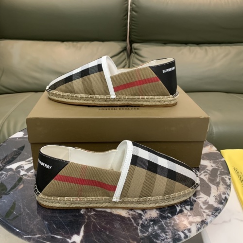 Cheap Burberry Casual Shoes For Men #1221333 Replica Wholesale [$72.00 USD] [ITEM#1221333] on Replica Burberry Casual Shoes