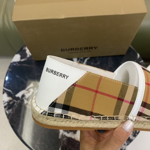 Cheap Burberry Casual Shoes For Men #1221335 Replica Wholesale [$72.00 USD] [ITEM#1221335] on Replica Burberry Casual Shoes