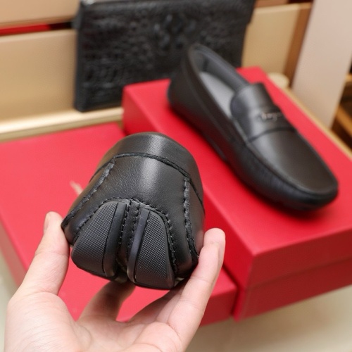 Cheap Salvatore Ferragamo Leather Shoes For Men #1221529 Replica Wholesale [$118.00 USD] [ITEM#1221529] on Replica Salvatore Ferragamo Leather Shoes