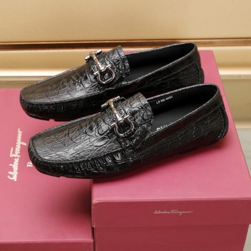 Cheap Salvatore Ferragamo Leather Shoes For Men #1221546 Replica Wholesale [$118.00 USD] [ITEM#1221546] on Replica Salvatore Ferragamo Leather Shoes