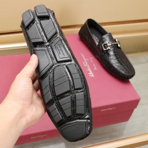 Cheap Salvatore Ferragamo Leather Shoes For Men #1221546 Replica Wholesale [$118.00 USD] [ITEM#1221546] on Replica Salvatore Ferragamo Leather Shoes