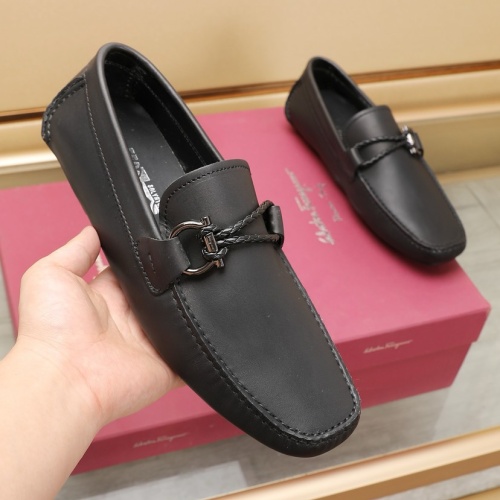 Cheap Salvatore Ferragamo Leather Shoes For Men #1221549 Replica Wholesale [$118.00 USD] [ITEM#1221549] on Replica Salvatore Ferragamo Leather Shoes