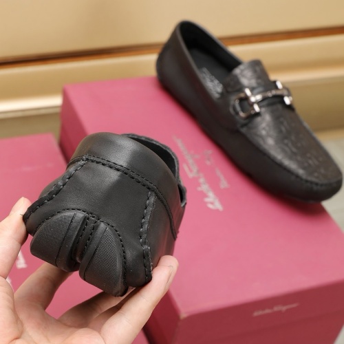 Cheap Salvatore Ferragamo Leather Shoes For Men #1221550 Replica Wholesale [$118.00 USD] [ITEM#1221550] on Replica Salvatore Ferragamo Leather Shoes