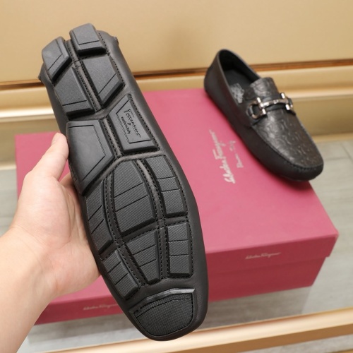 Cheap Salvatore Ferragamo Leather Shoes For Men #1221550 Replica Wholesale [$118.00 USD] [ITEM#1221550] on Replica Salvatore Ferragamo Leather Shoes