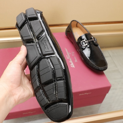 Cheap Salvatore Ferragamo Leather Shoes For Men #1221551 Replica Wholesale [$118.00 USD] [ITEM#1221551] on Replica Salvatore Ferragamo Leather Shoes