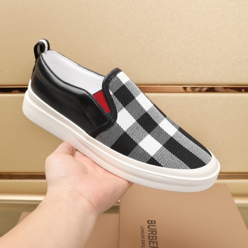 Cheap Burberry Casual Shoes For Men #1221568 Replica Wholesale [$85.00 USD] [ITEM#1221568] on Replica Burberry Casual Shoes