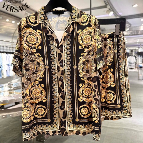 Cheap Versace Tracksuits Short Sleeved For Men #1221789 Replica Wholesale [$72.00 USD] [ITEM#1221789] on Replica Versace Tracksuits