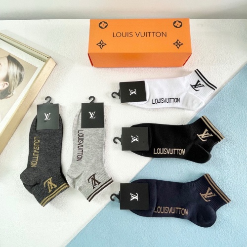 Cheap Louis Vuitton LV Socks #1221962 Replica Wholesale [$25.00 USD] [ITEM#1221962] on Replica Louis Vuitton LV Socks