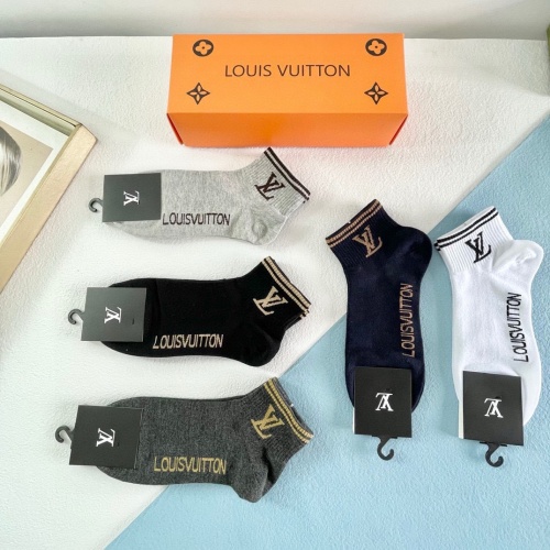 Cheap Louis Vuitton LV Socks #1221962 Replica Wholesale [$25.00 USD] [ITEM#1221962] on Replica Louis Vuitton LV Socks