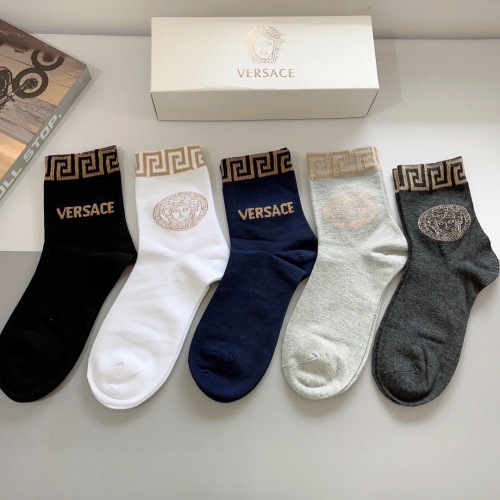 Cheap Versace Socks #1222187 Replica Wholesale [$27.00 USD] [ITEM#1222187] on Replica Versace Socks