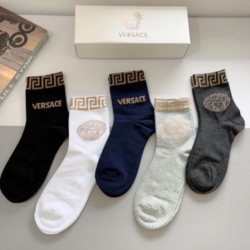 Cheap Versace Socks #1222187 Replica Wholesale [$27.00 USD] [ITEM#1222187] on Replica Versace Socks