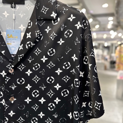 Cheap Louis Vuitton LV Tracksuits Short Sleeved For Men #1222568 Replica Wholesale [$72.00 USD] [ITEM#1222568] on Replica Louis Vuitton LV Tracksuits